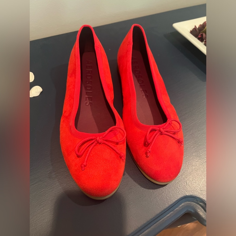 Aerosoles New red vegan flats size 9.5 - Picture 5 of 5
